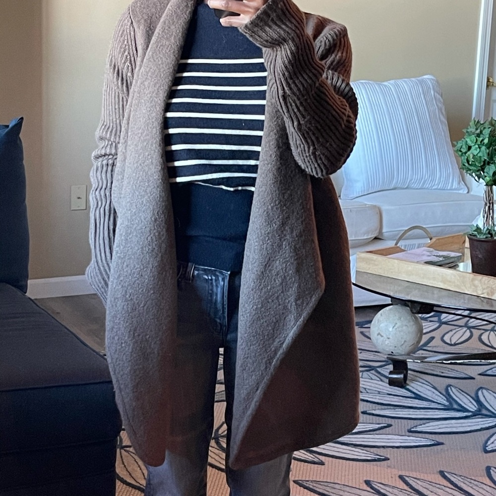 Vince Women’s 100% Wool Draped Cardigan Jacket. Size Small
